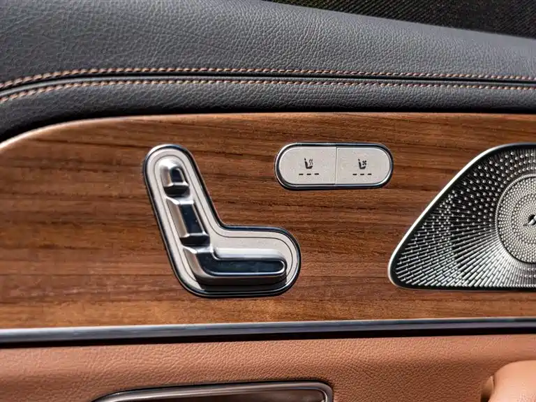 Mercedes-Benz GLS — фото 10