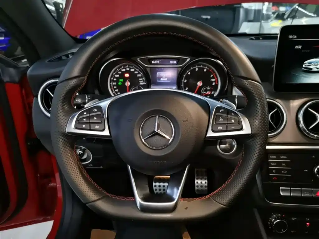 Mercedes-Benz CLA (Import) — фото 11