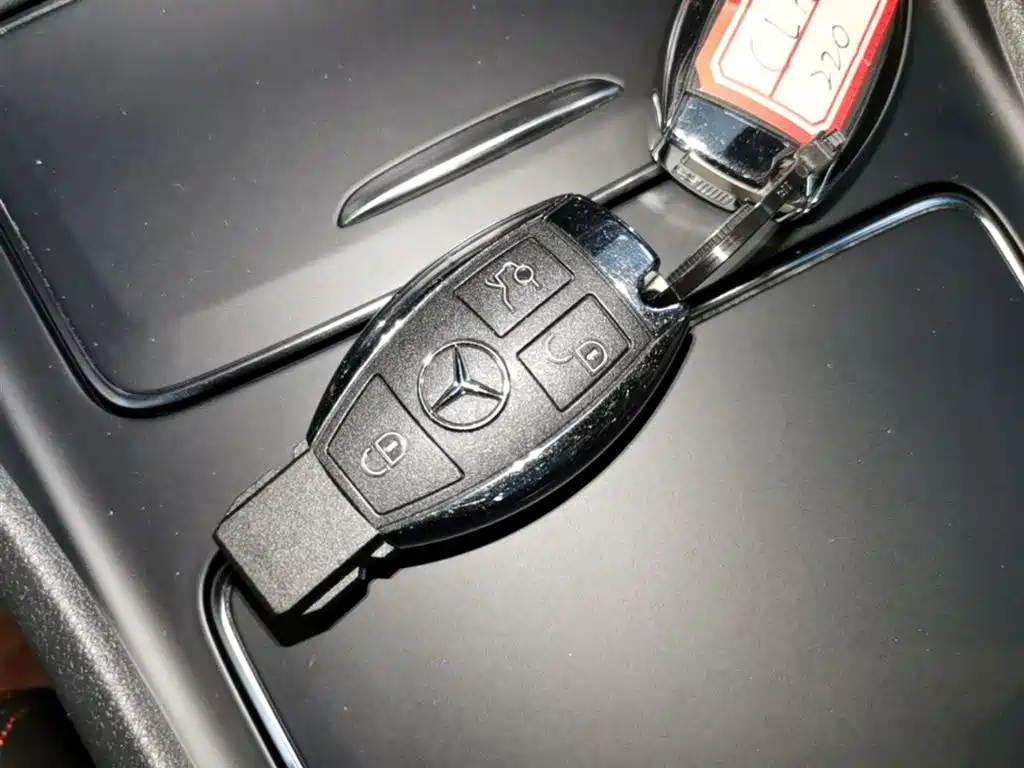 Mercedes-Benz CLA (Import) — фото 9