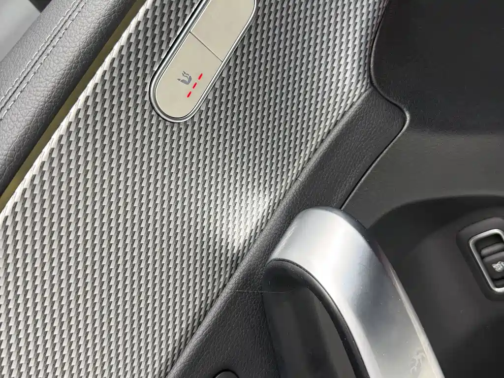 Mercedes-Benz A-Class — фото 8