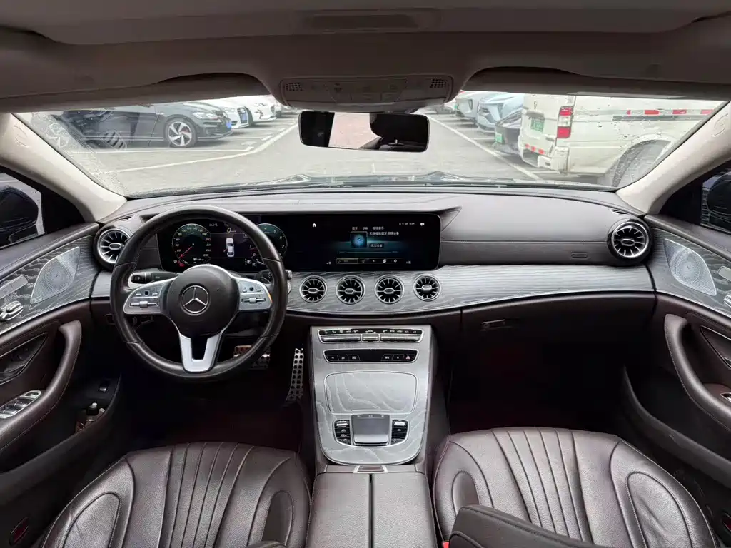 Mercedes-Benz CLS — фото 3