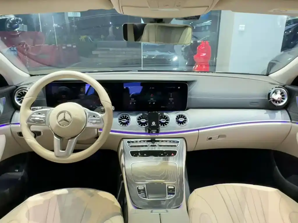 Mercedes-Benz CLS — фото 5