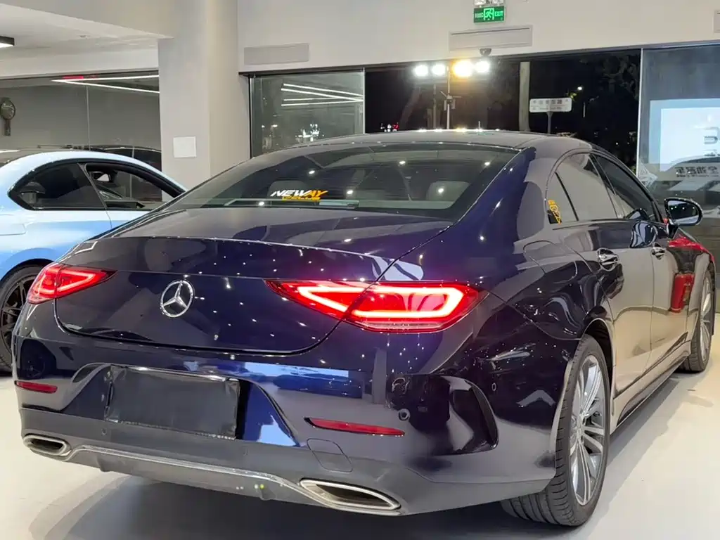 Mercedes-Benz CLS — фото 7