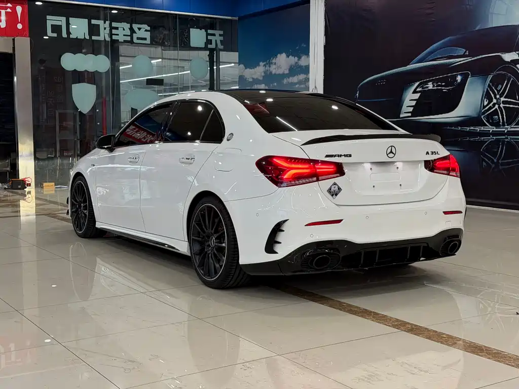 Mercedes-Benz A-Class AMG — фото 11