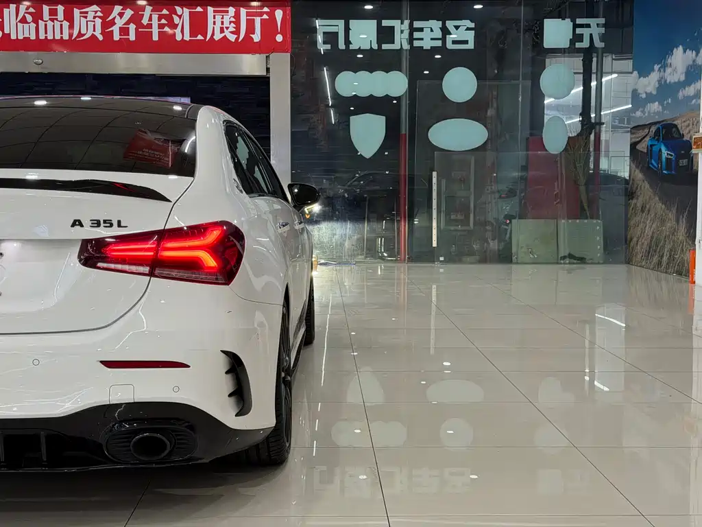Mercedes-Benz A-Class AMG — фото 13