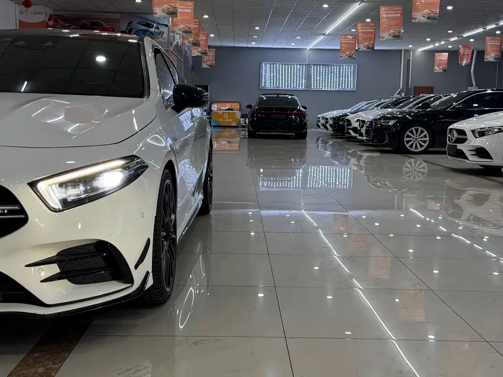 Mercedes-Benz A-Class AMG — фото 4