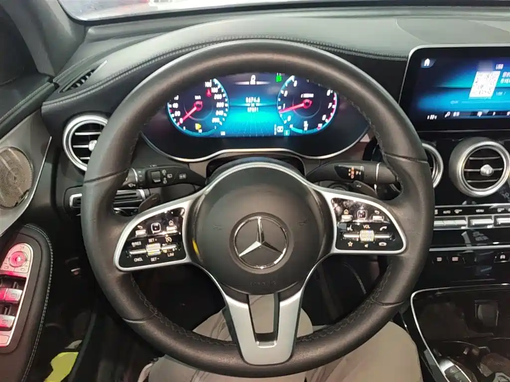 Mercedes-Benz GLC — фото 11