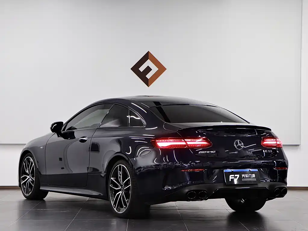 Mercedes-Benz E-Class AMG — фото 4