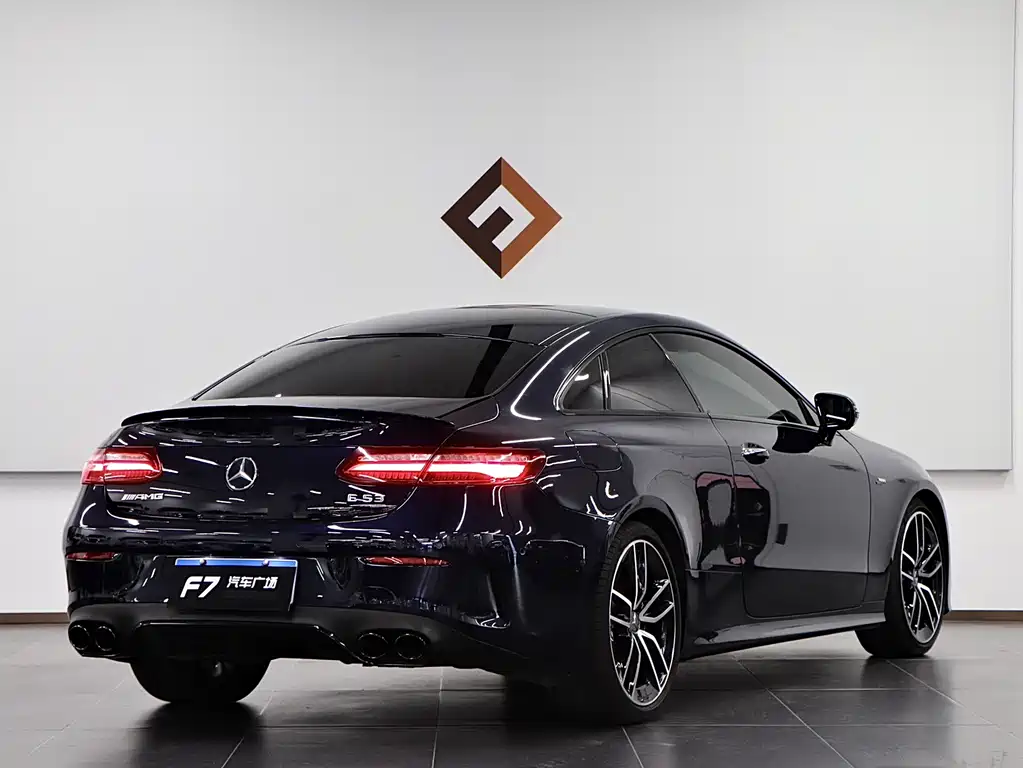 Mercedes-Benz E-Class AMG — фото 6