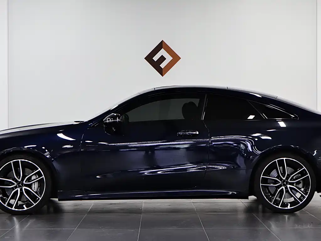 Mercedes-Benz E-Class AMG — фото 7