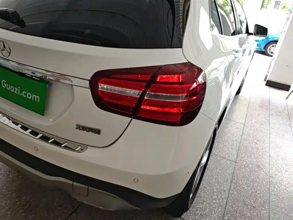 Mercedes-Benz GLA — фото 8
