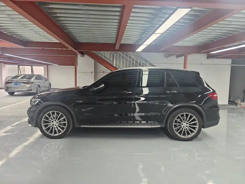 Mercedes-Benz GLC AMG — фото 3