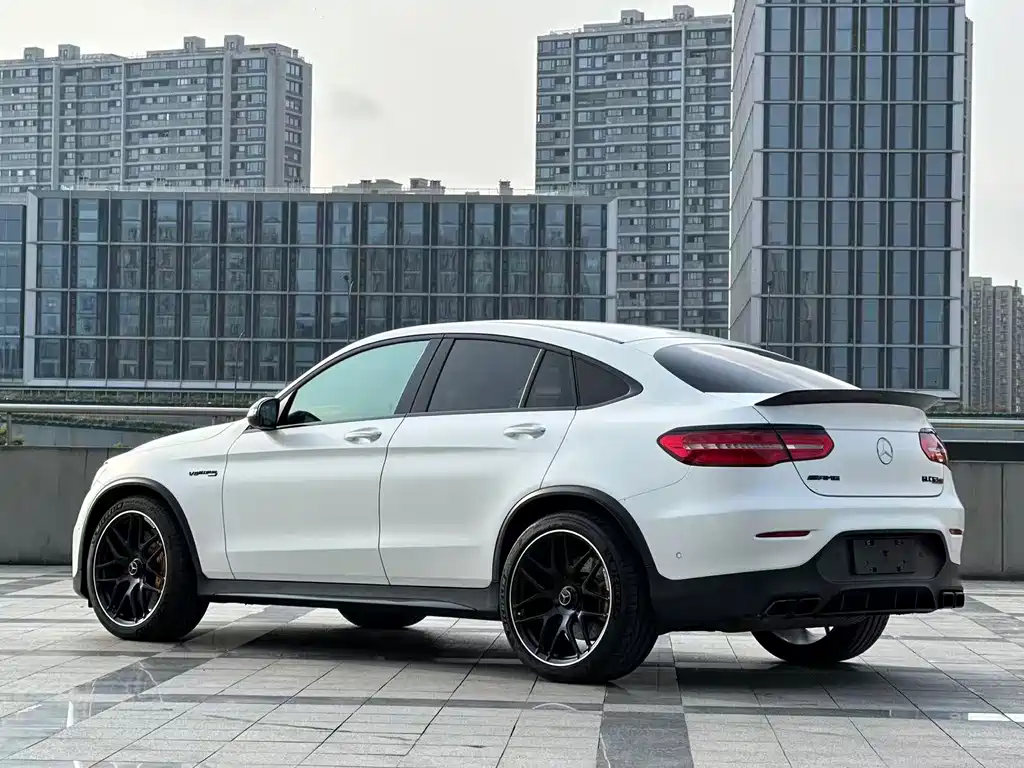 Mercedes-Benz GLC Coupe AMG — фото 6