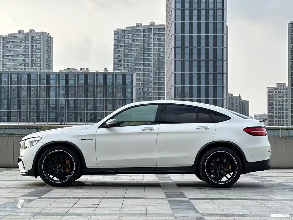 Mercedes-Benz GLC Coupe AMG — фото 7