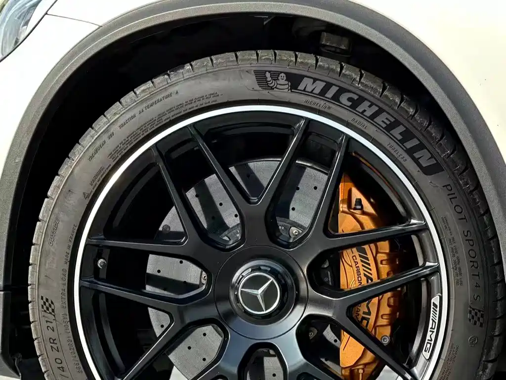 Mercedes-Benz GLC Coupe AMG — фото 9