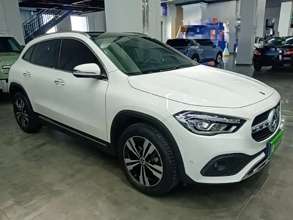 Mercedes-Benz GLA — фото 4
