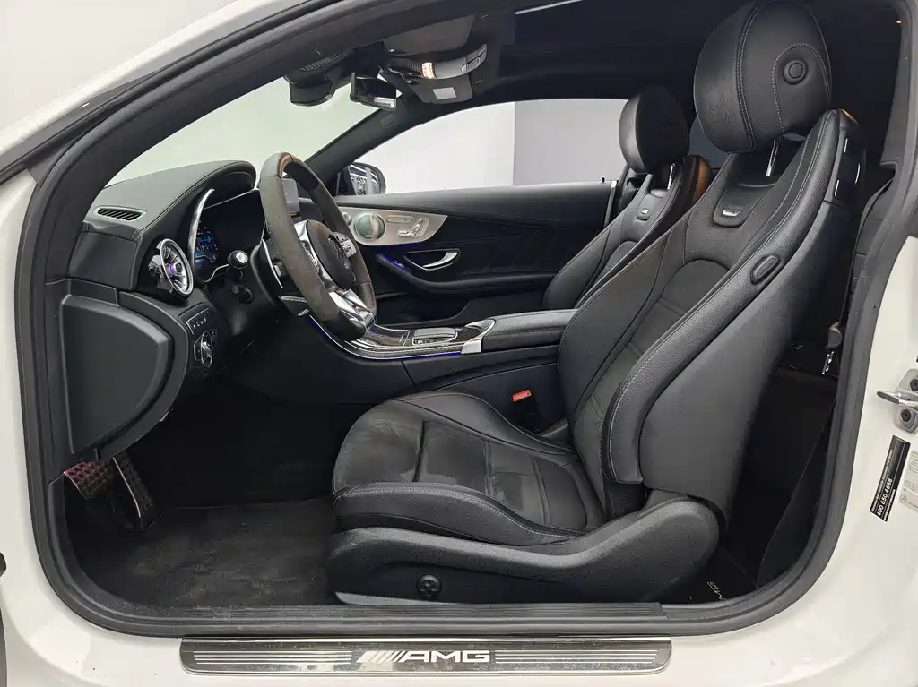 Mercedes-Benz C-Class AMG — фото 6