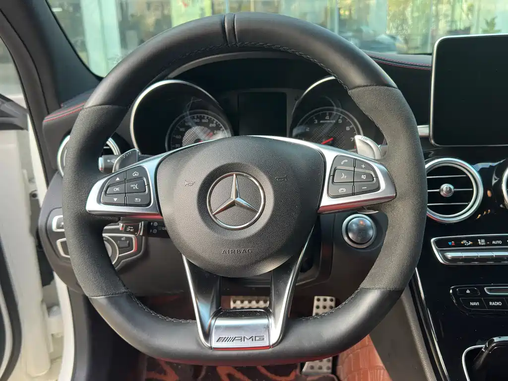 Mercedes-Benz C-Class AMG — фото 9