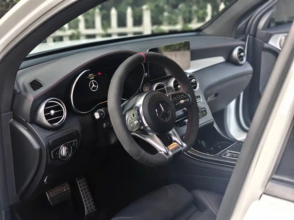 Mercedes-Benz GLC Coupe AMG — фото 4