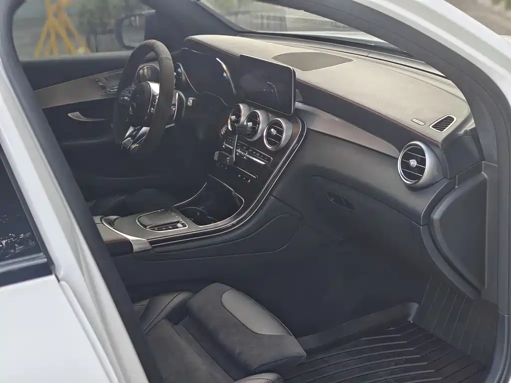 Mercedes-Benz GLC Coupe AMG — фото 6