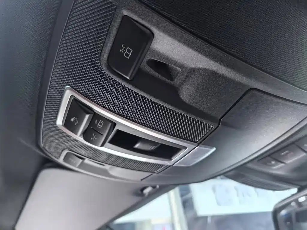 Mercedes-Benz GLS — фото 21