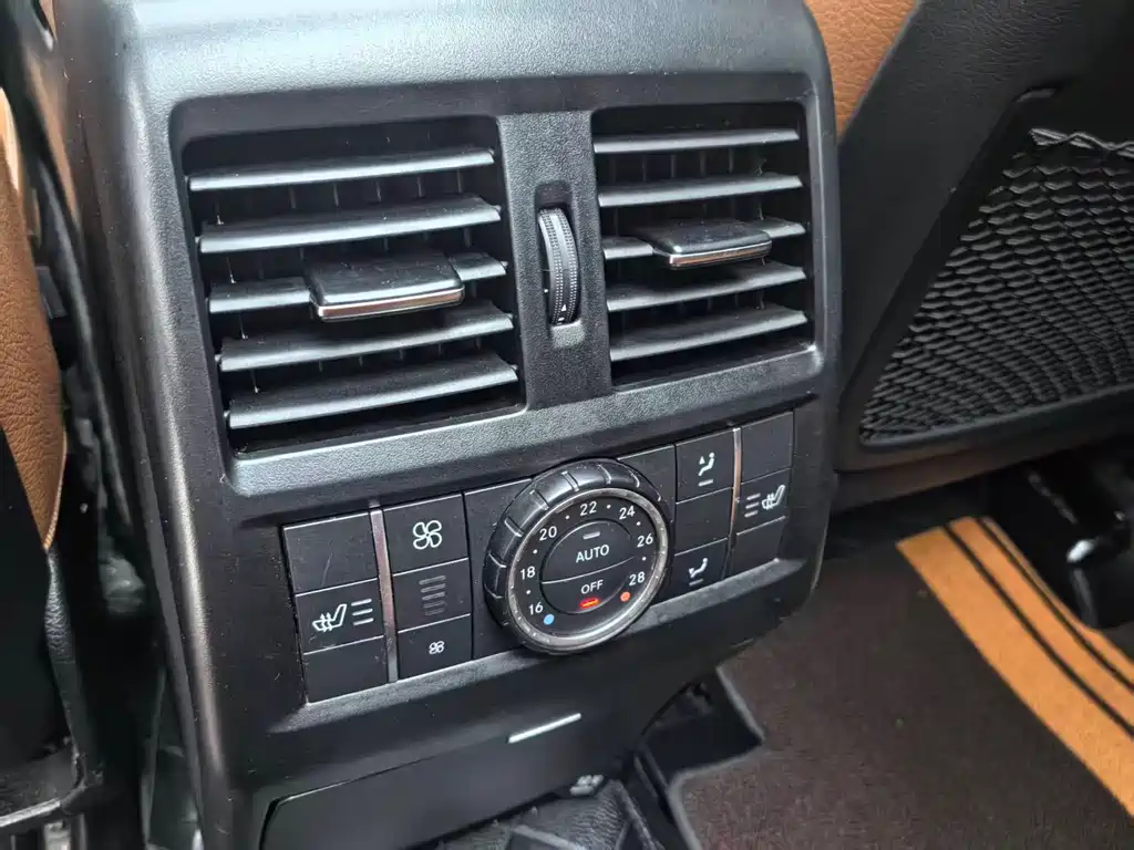 Mercedes-Benz GLS — фото 23