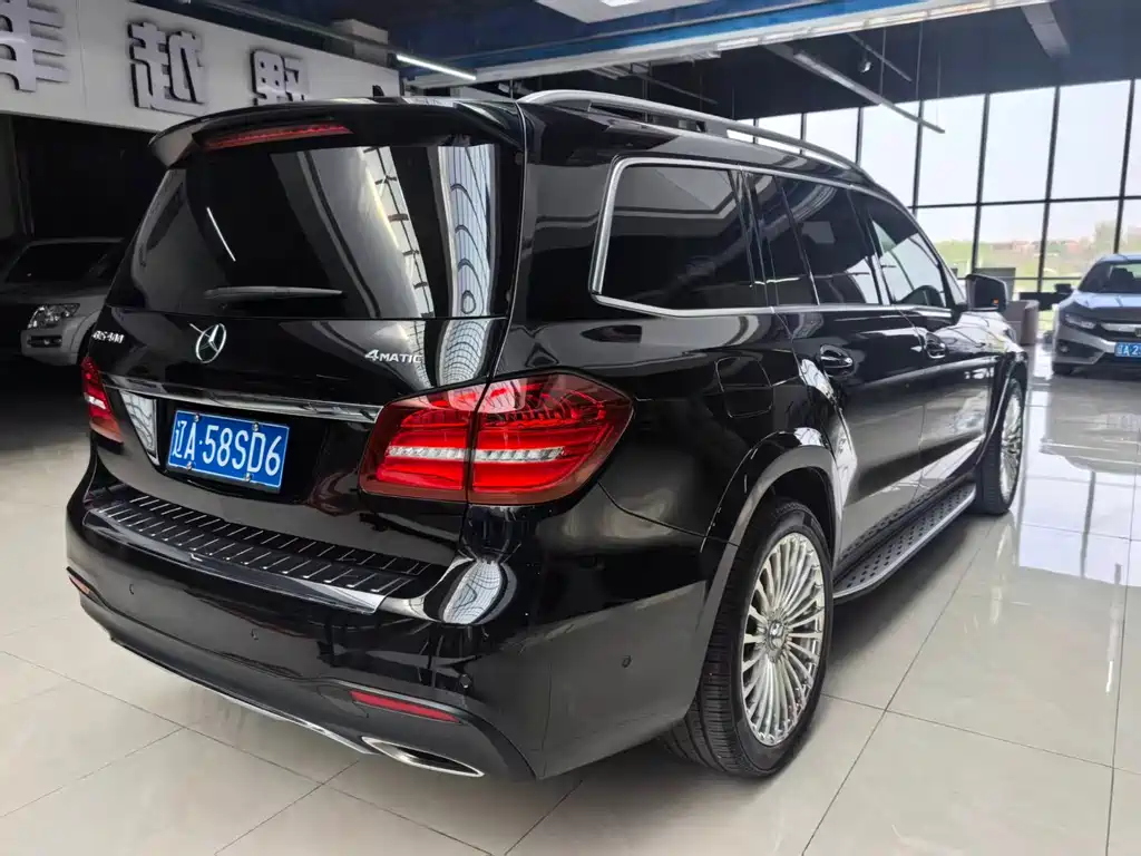Mercedes-Benz GLS — фото 4