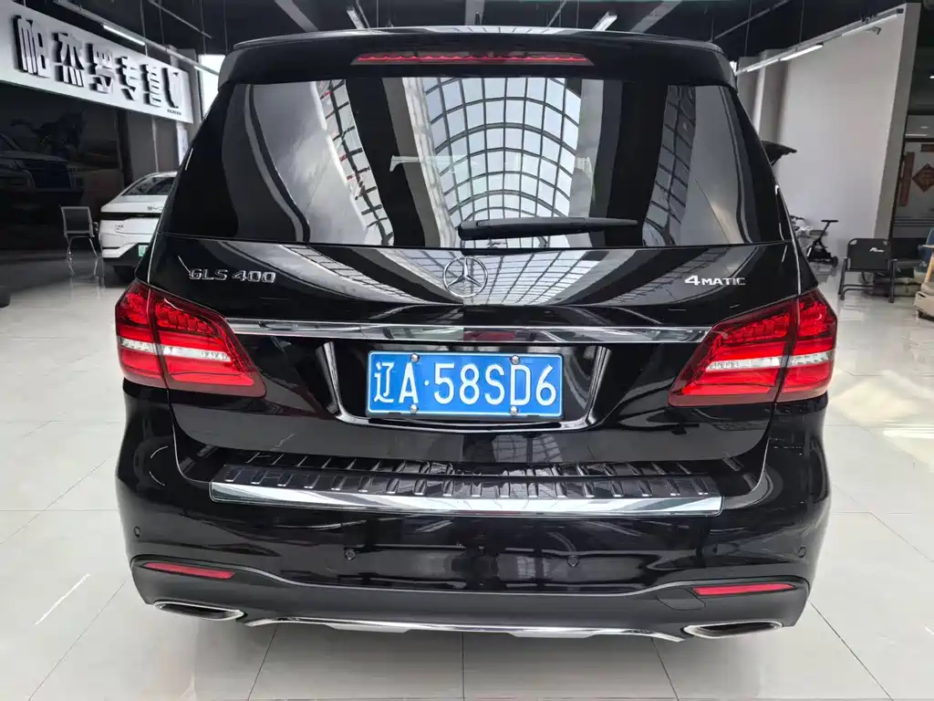 Mercedes-Benz GLS — фото 5