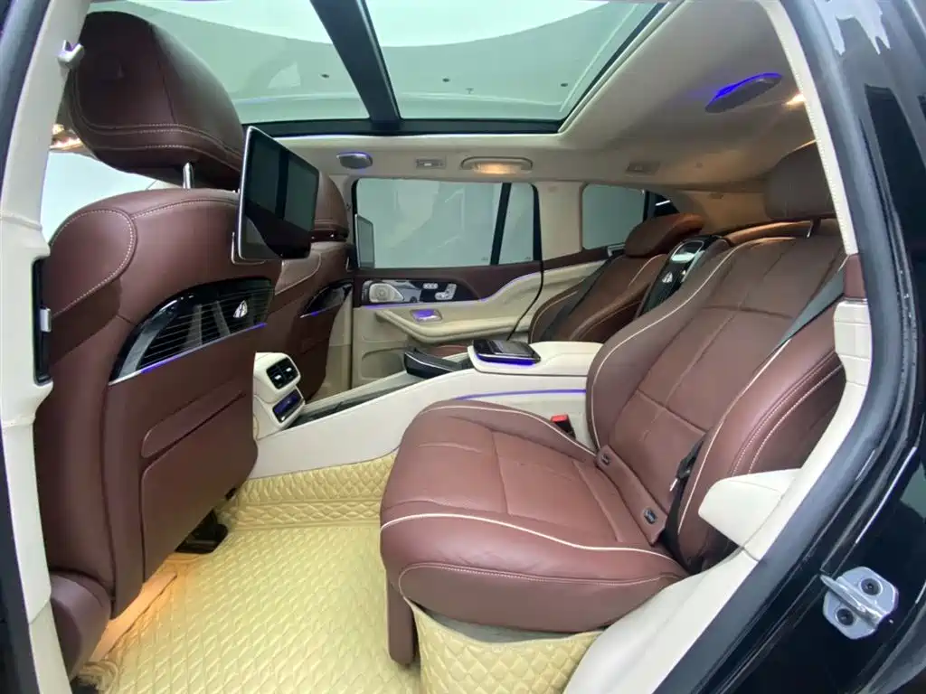 Mercedes-Benz GLS — фото 19