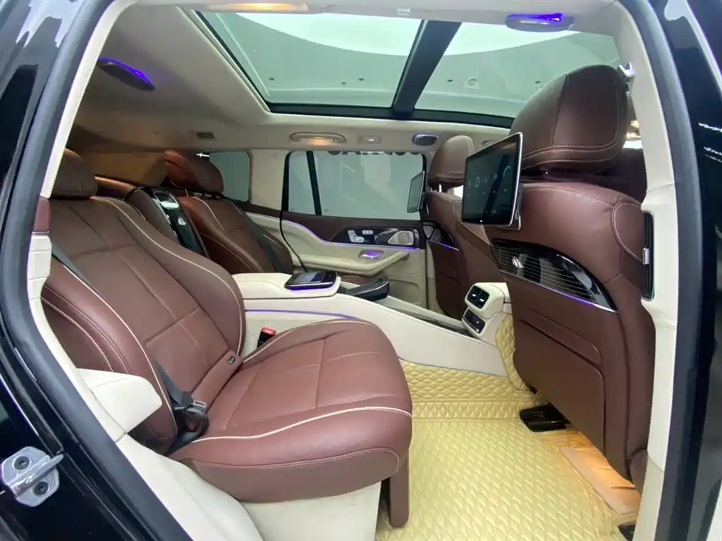 Mercedes-Benz GLS — фото 24