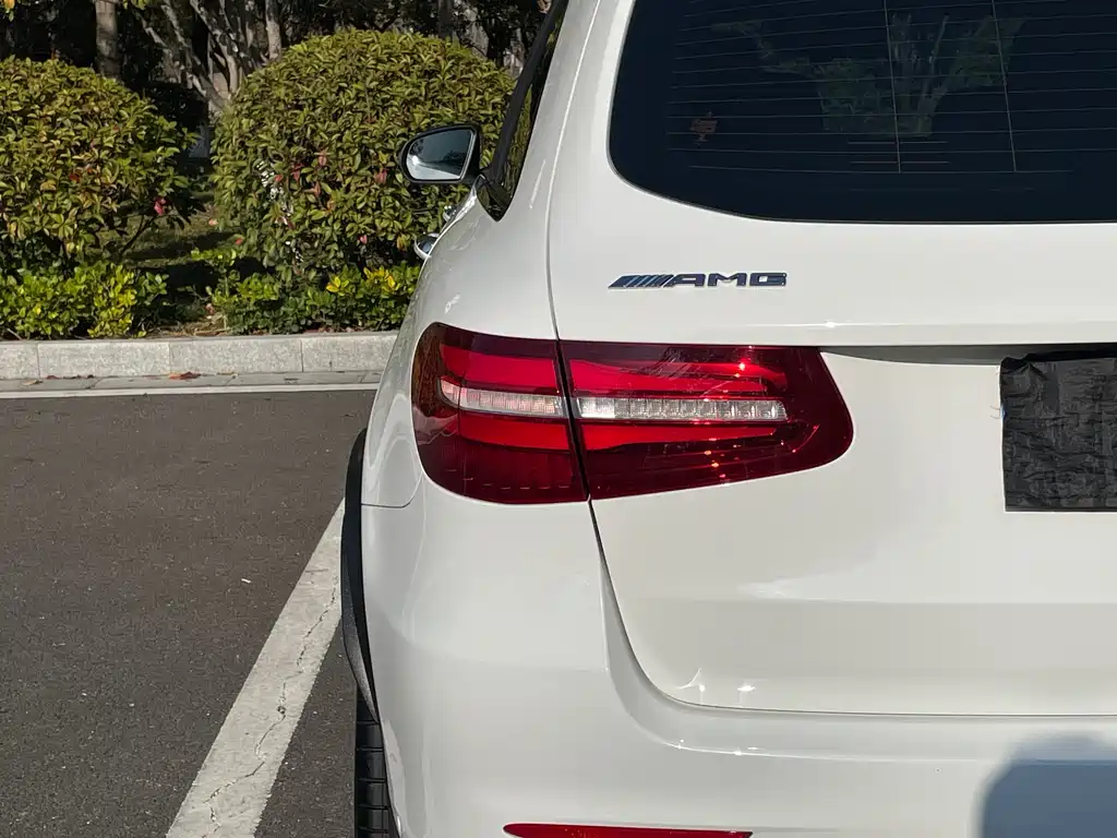 Mercedes-Benz GLC AMG — фото 17