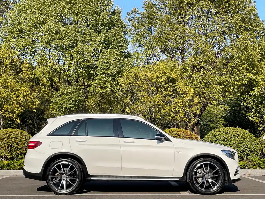 Mercedes-Benz GLC AMG — фото 4
