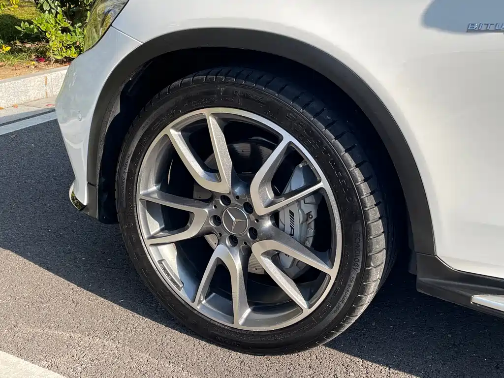 Mercedes-Benz GLC AMG — фото 6