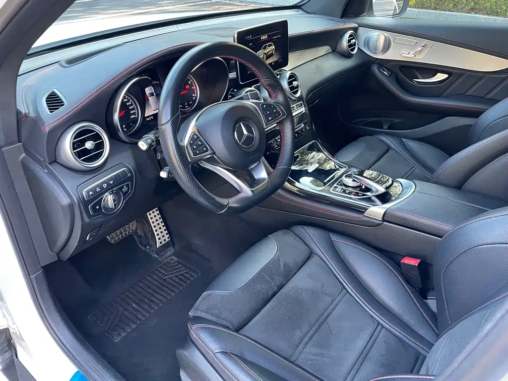 Mercedes-Benz GLC AMG — фото 7