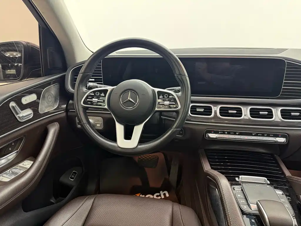 Mercedes-Benz GLE (Import) — фото 19
