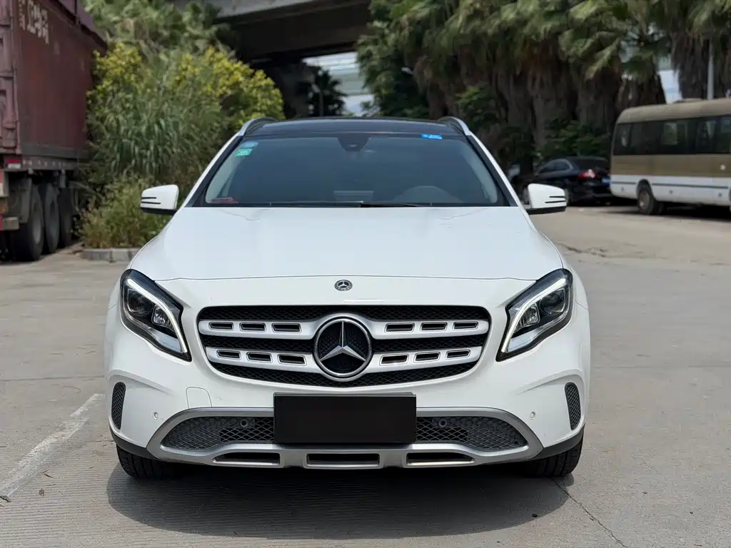 Mercedes-Benz GLA — фото 2