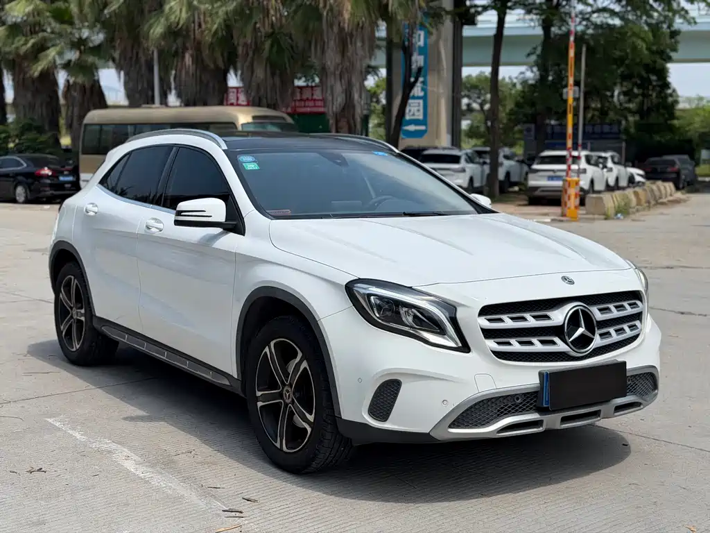Mercedes-Benz GLA — фото 3