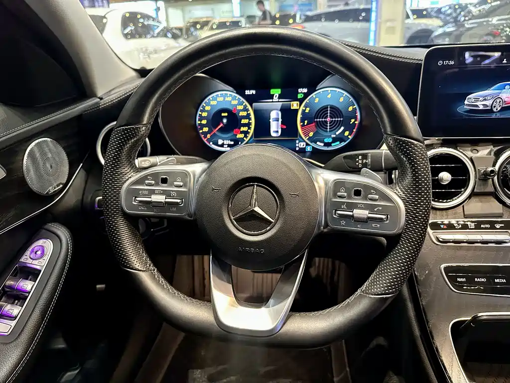 Mercedes-Benz C-Class — фото 11