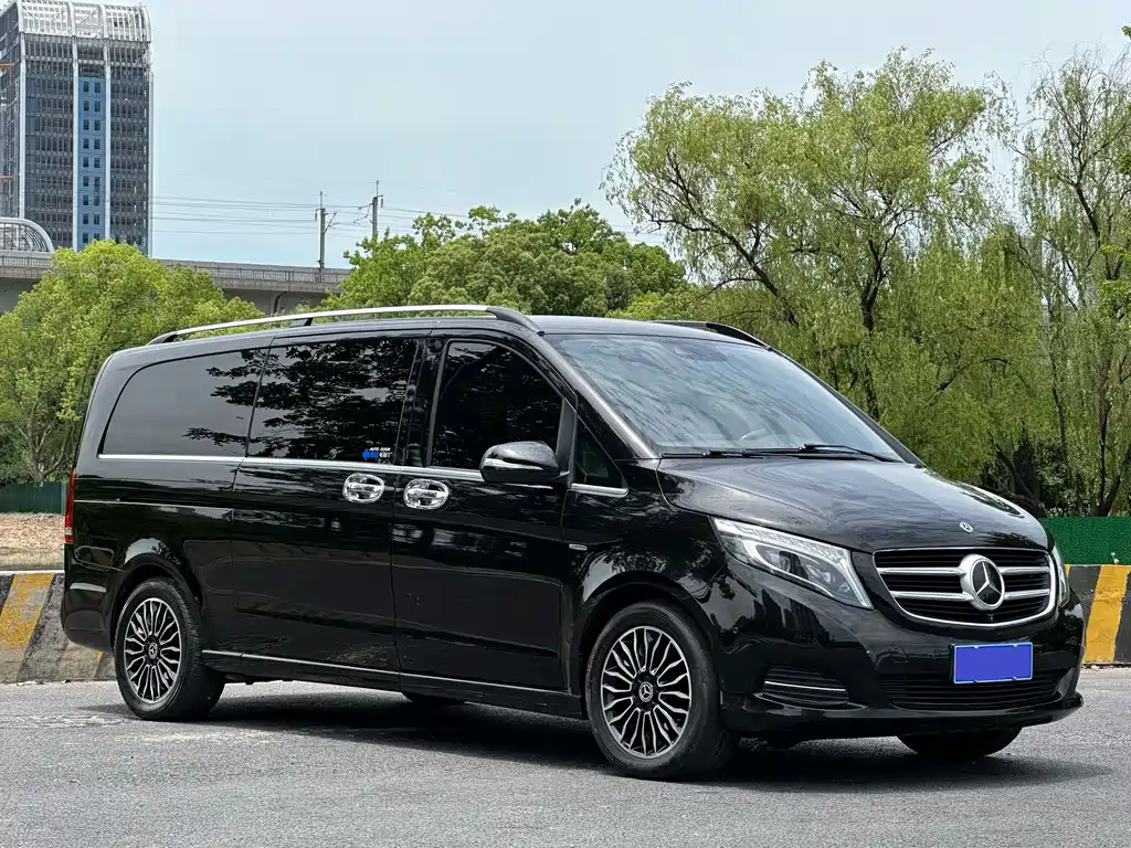 Mercedes-Benz V-Class — фото 3