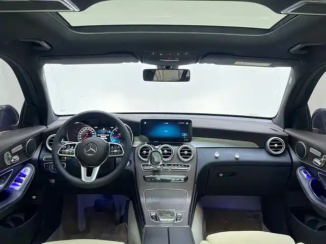 Mercedes-Benz GLC — фото 10