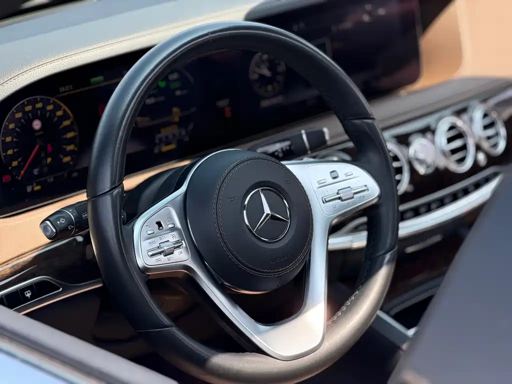 Mercedes-Benz S-Class — фото 20