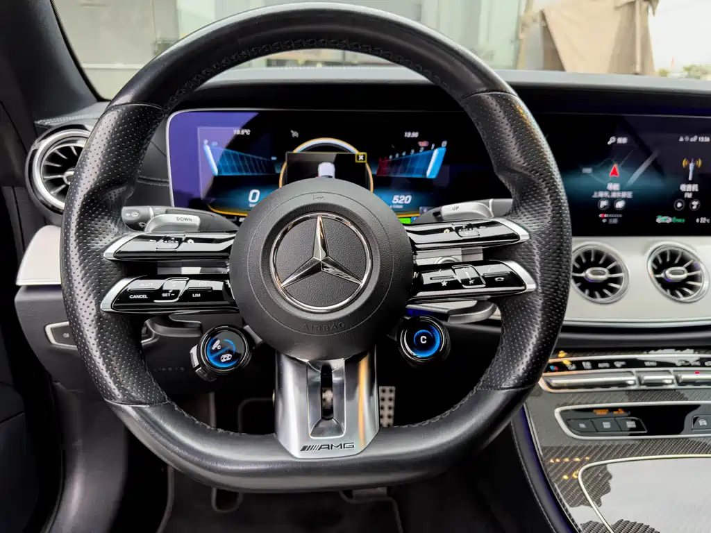 Mercedes-Benz E-Class AMG — фото 13