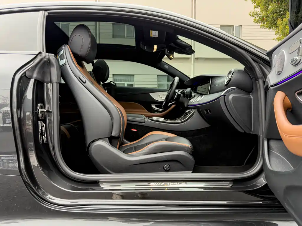 Mercedes-Benz E-Class AMG — фото 22
