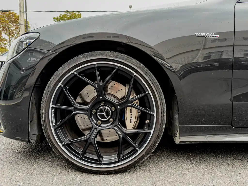 Mercedes-Benz E-Class AMG — фото 8