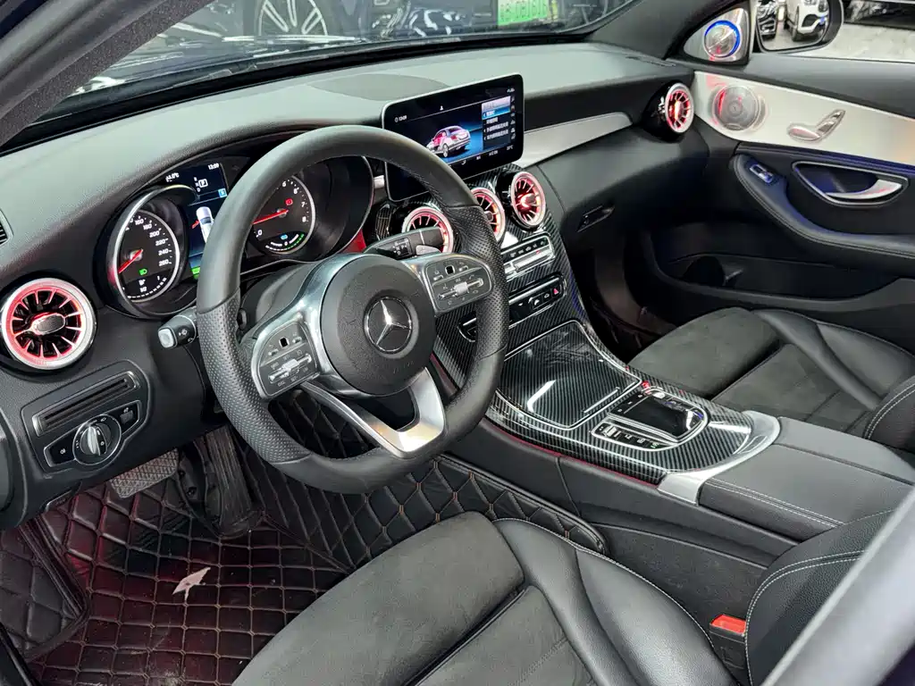 Mercedes-Benz C-Class — фото 17