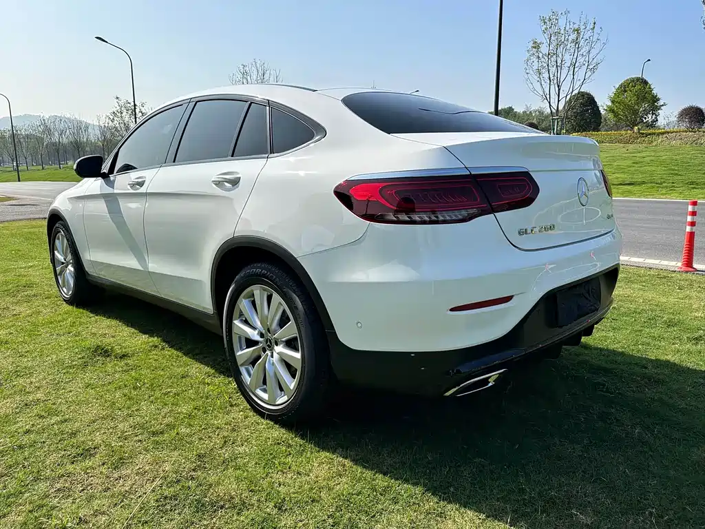 Mercedes-Benz GLC Coupe — фото 15