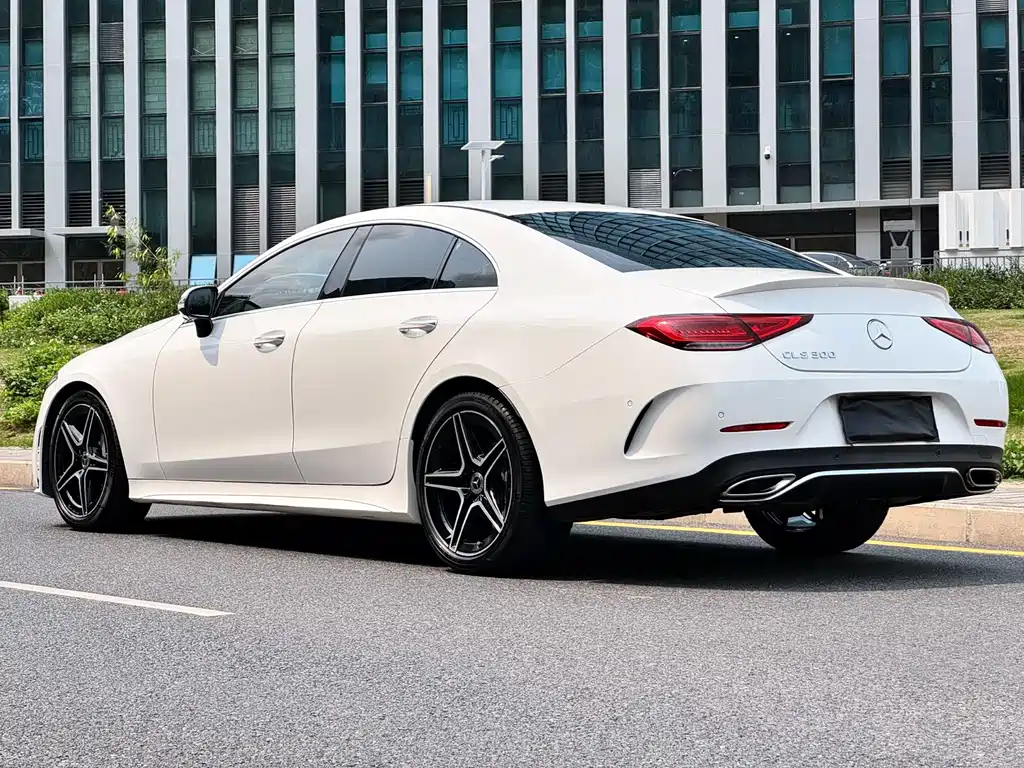Mercedes-Benz CLS — фото 7