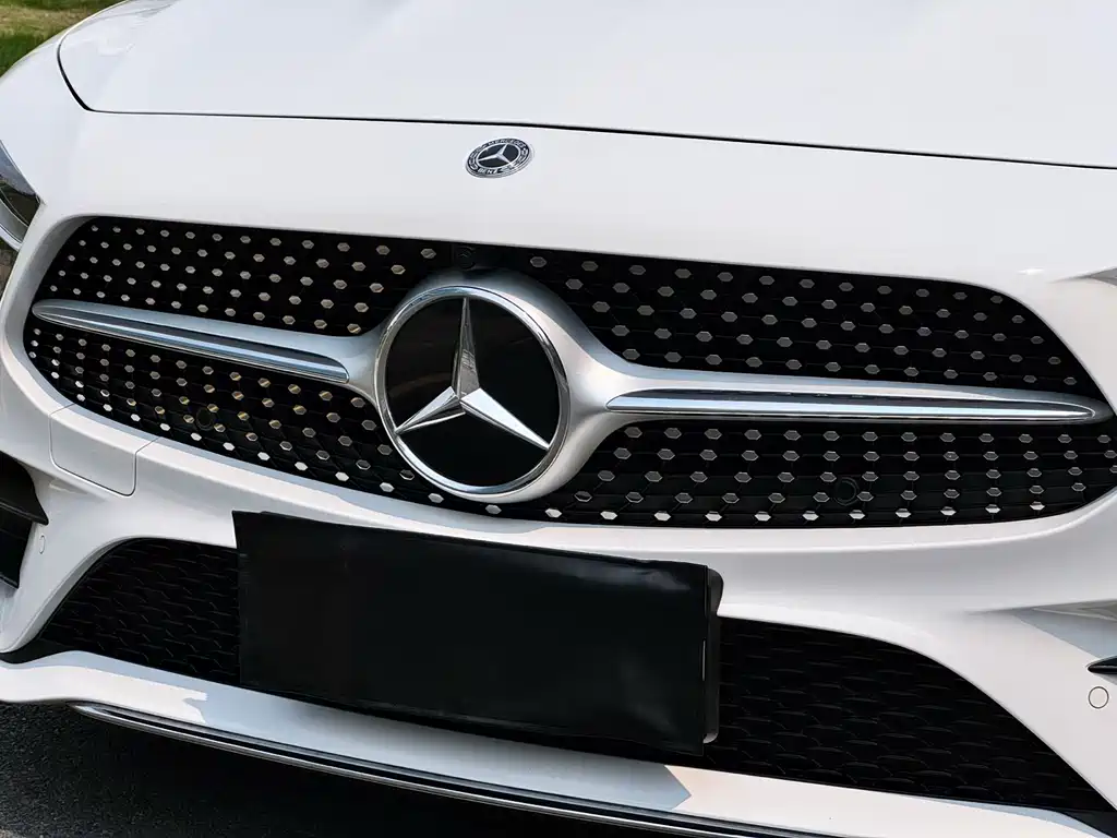 Mercedes-Benz CLS — фото 8
