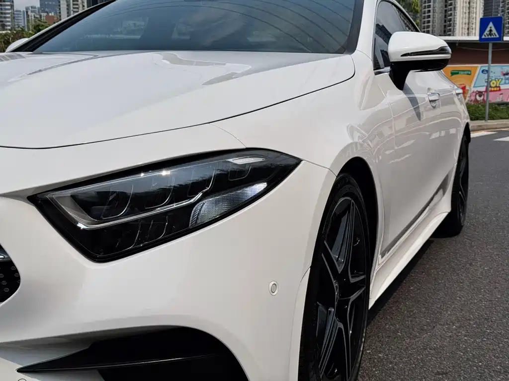 Mercedes-Benz CLS — фото 9