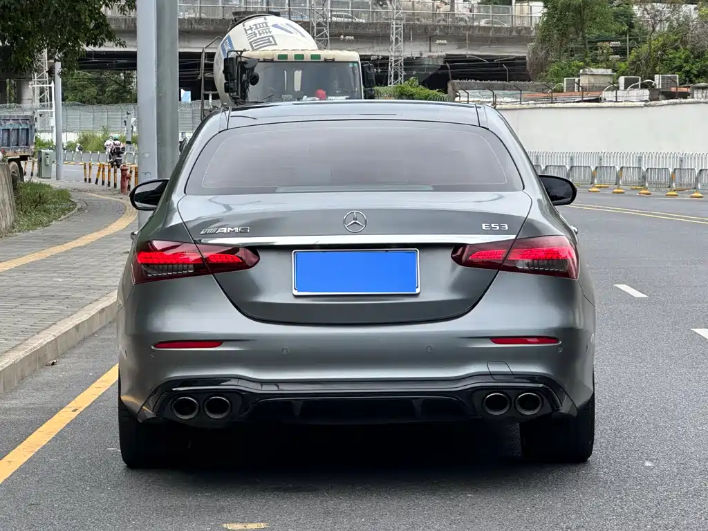 Mercedes-Benz E-Class AMG — фото 20
